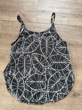 Kalokini Black and white Kalo Print Spaghetti Strap Tank Top size M/L no tag